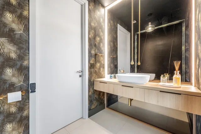 $1,499,000 | 312 Northeast 210th Way, Miami, FL 33179