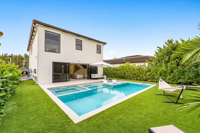 $1,499,000 | 312 Northeast 210th Way, Miami, FL 33179