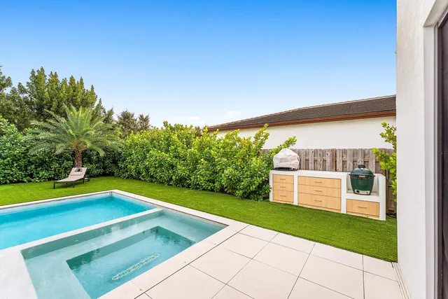 $1,499,000 | 312 Northeast 210th Way, Miami, FL 33179