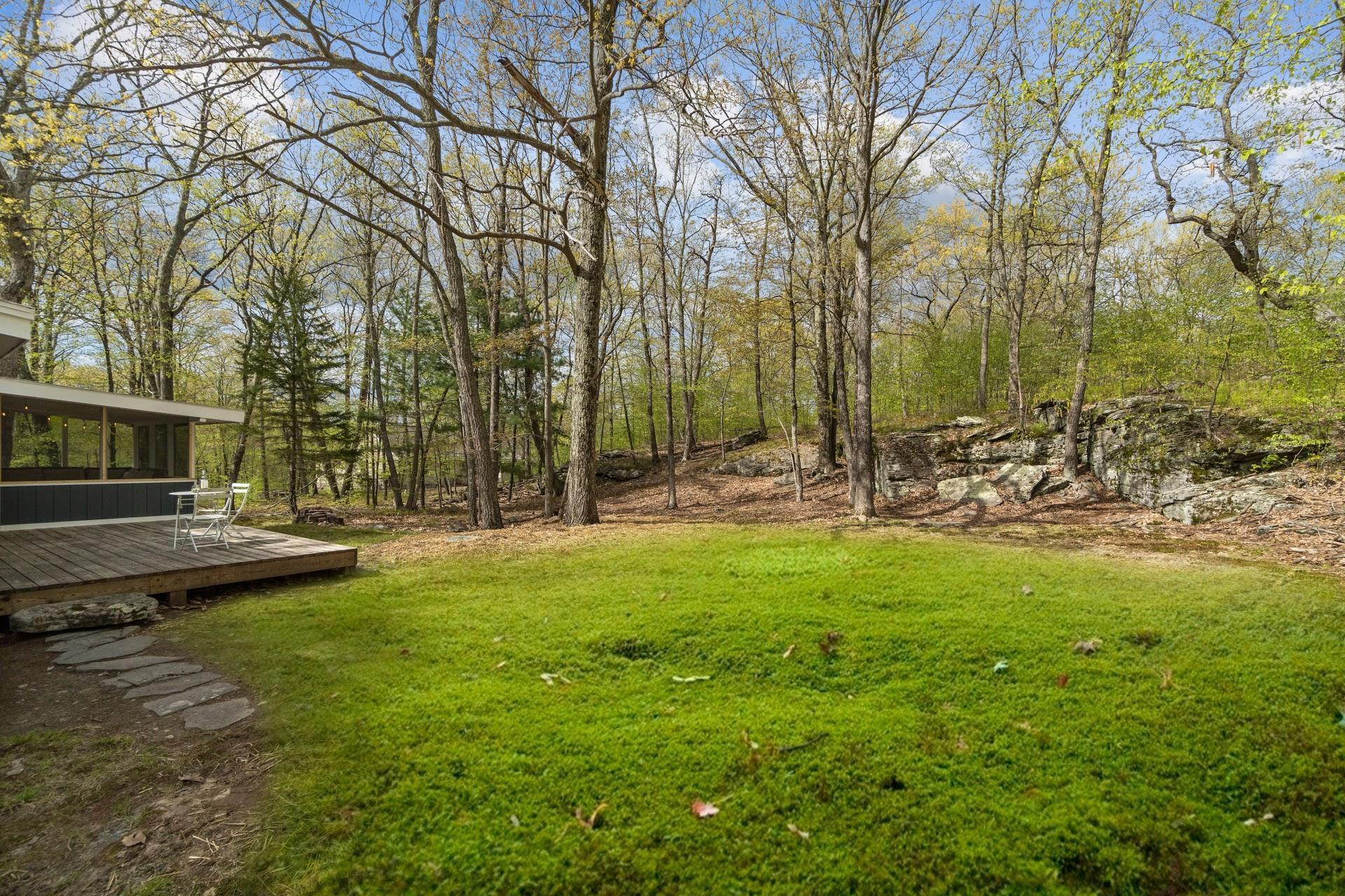 103 Ridgeway Drive Hawley, PA 18428 - Photo 26 of 31