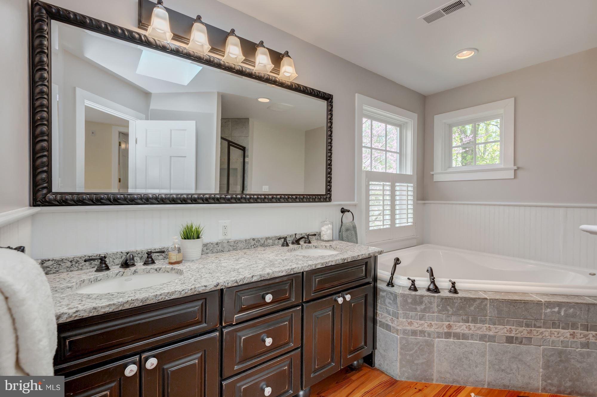 10425 Glen Road Potomac, MD 20854 - Photo 12 of 30 Master Bath