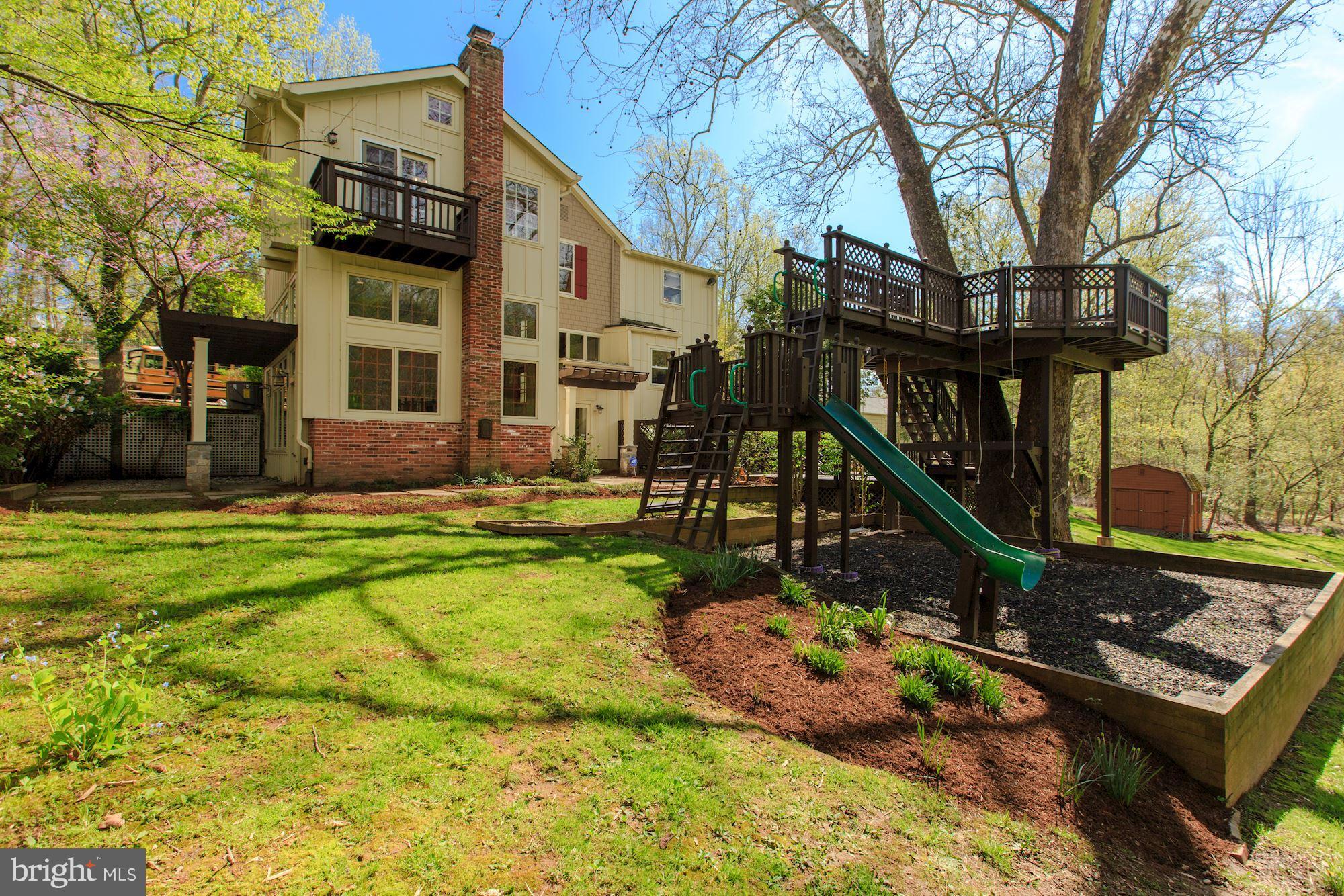 10425 Glen Road Potomac, MD 20854 - Photo 5 of 30 Incredible Multi-Tier Deck and Playscape