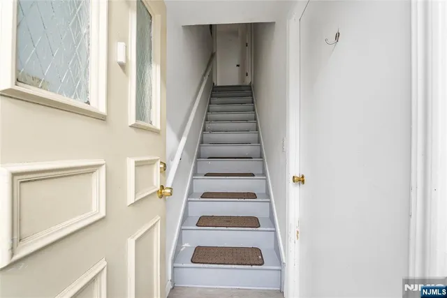 $2,300 | 480 Davison Street, Unit 2, Maywood, NJ 07607