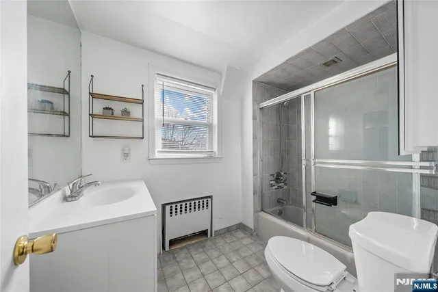 $2,300 | 480 Davison Street, Unit 2, Maywood, NJ 07607