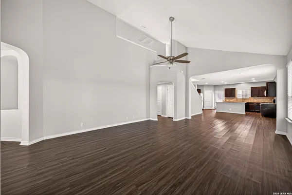 $2,200 | 15307 McKays Lark, San Antonio, TX 78253