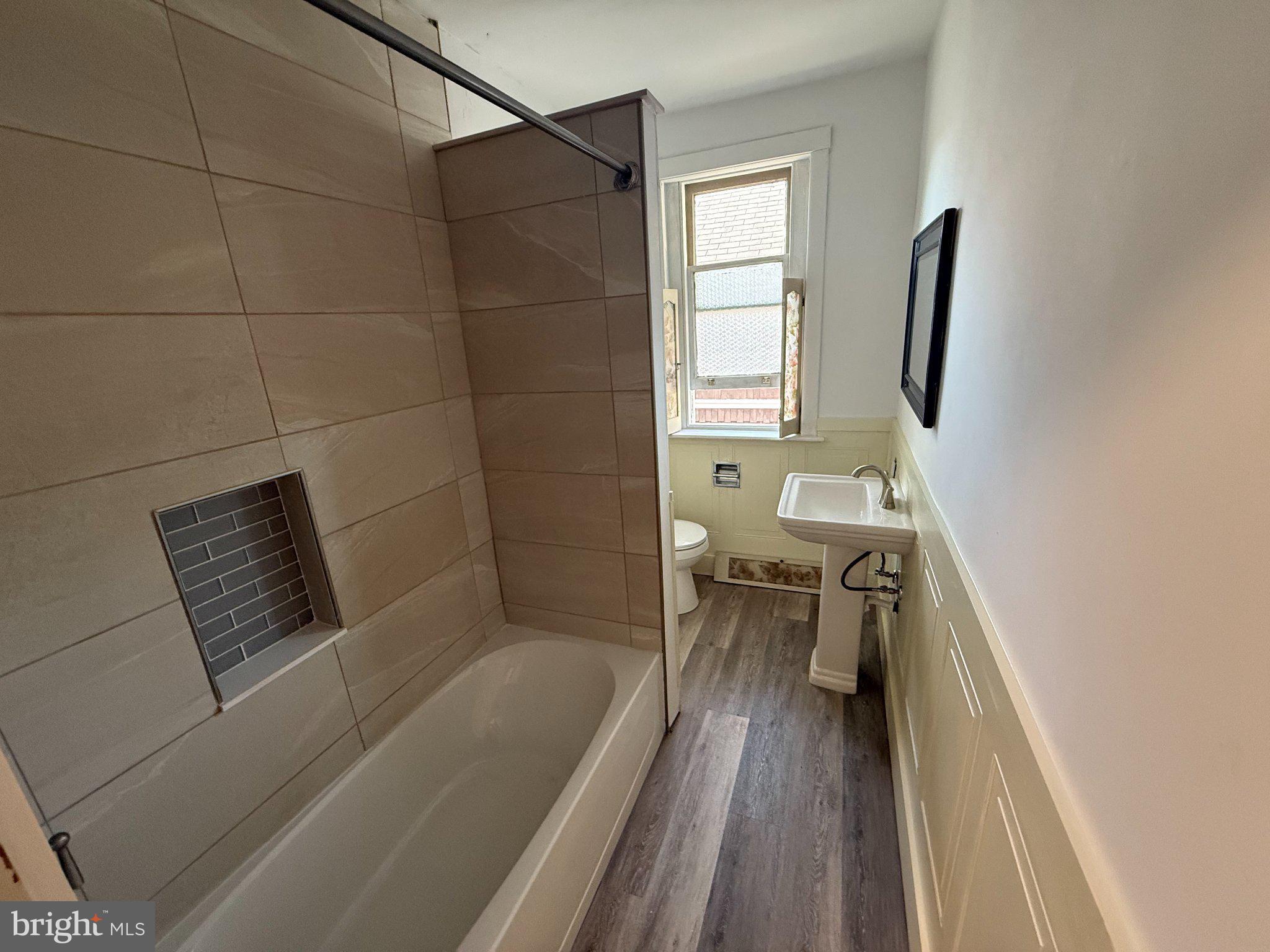 223 Friedensburg Road Reading, PA 19606 - Photo 8 of 29 Second floor full bathroom