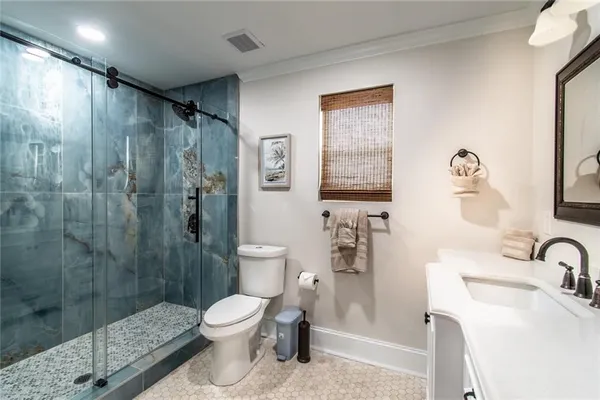 $10,000 | 4237 Ocean Drive, Corpus Christi, TX 78411