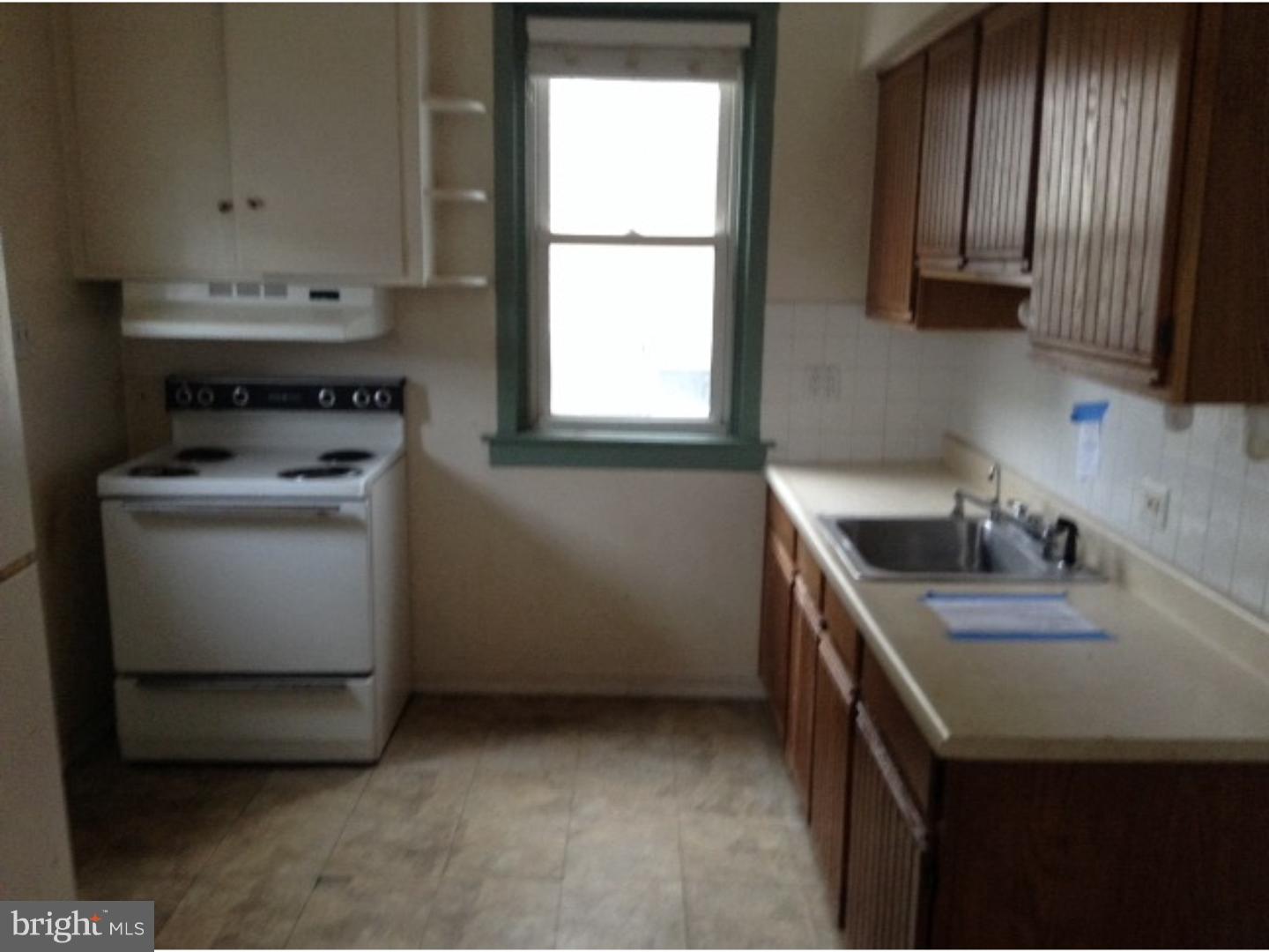4064 Ellendale Road Upper Darby, PA 19026 - Photo 6 of 9 Gallery Image 6