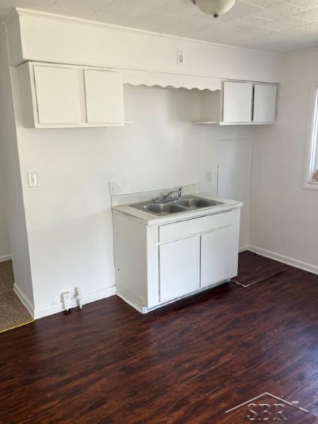 4120 Western Road Flint, MI 48506 - Photo 8 of 17 50142320-edfa2bd5-42cb-4d91-afa0-4dddeed198fe.JPG