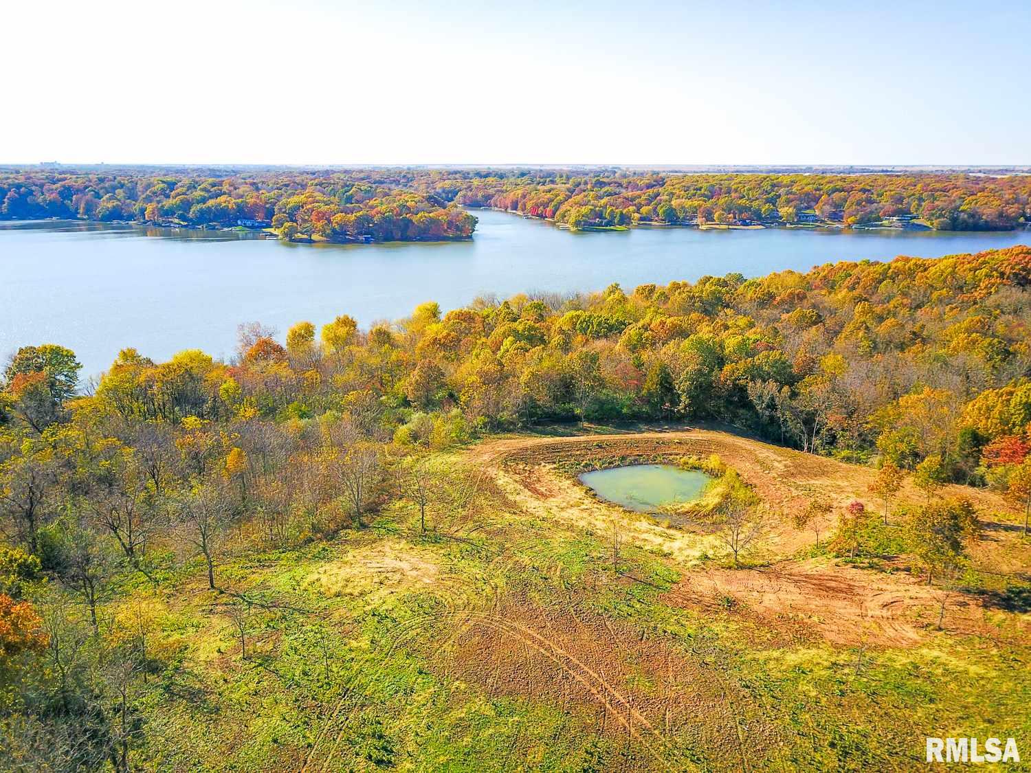 697 None Trail Butler, IL 62015 - Photo 6 of 26 Gallery Image 6