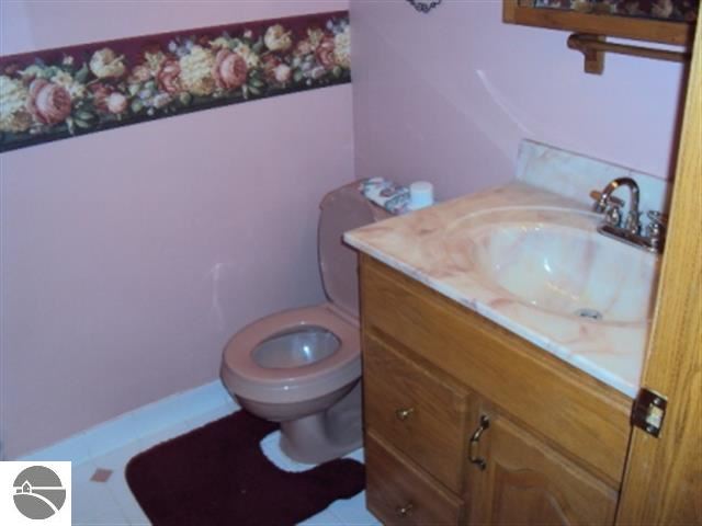 4364 North State Road Alma, MI 48801 - Photo 10 of 45 1747429-9.JPG
