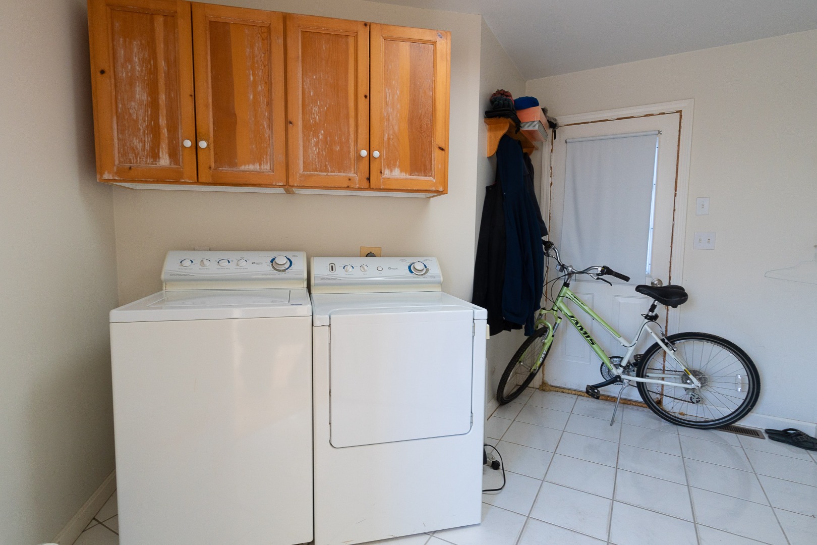 35 Pine Crest Drive Nantucket, MA 02554 - Photo 24 of 44 a utility room with dryer and washer