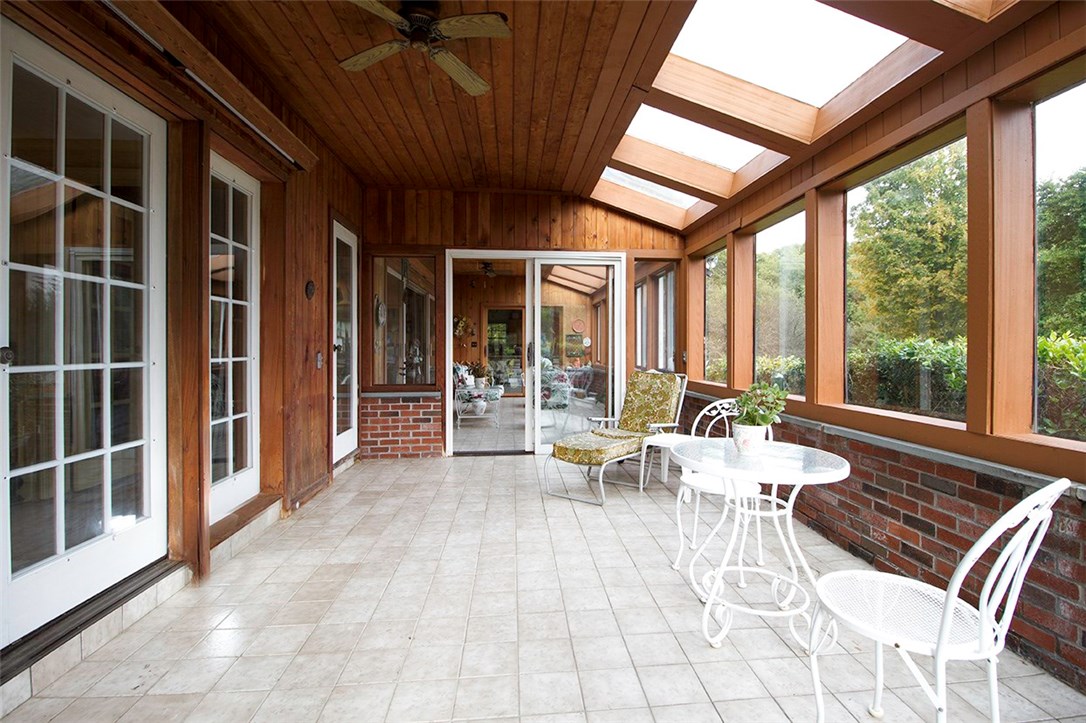Gallery Image 6