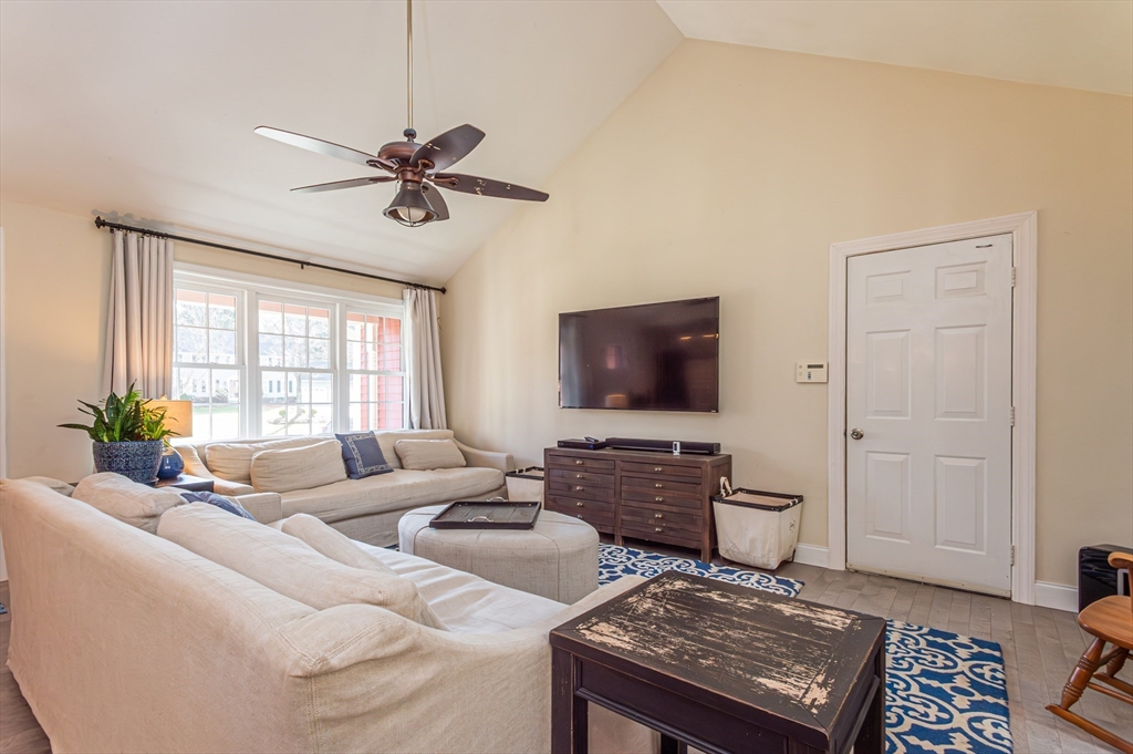 30 Beaumont Pond Road Mansfield, MA 02048 - Photo 3 of 41 Gallery Image 3