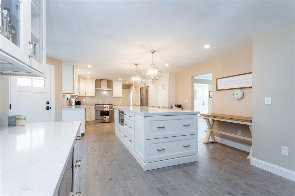 30 Beaumont Pond Road Mansfield, MA 02048 - Photo 7 of 41 Gallery Image 7