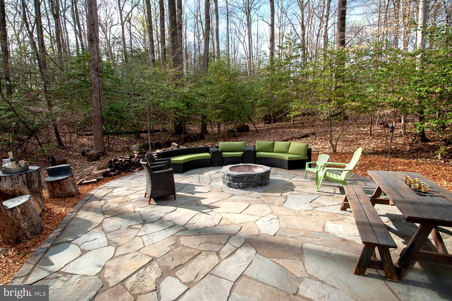 1490 Shot Town Road Annapolis, MD 21409 - Photo 21 of 40 Unique Outdoor Living Room with Fire Pit