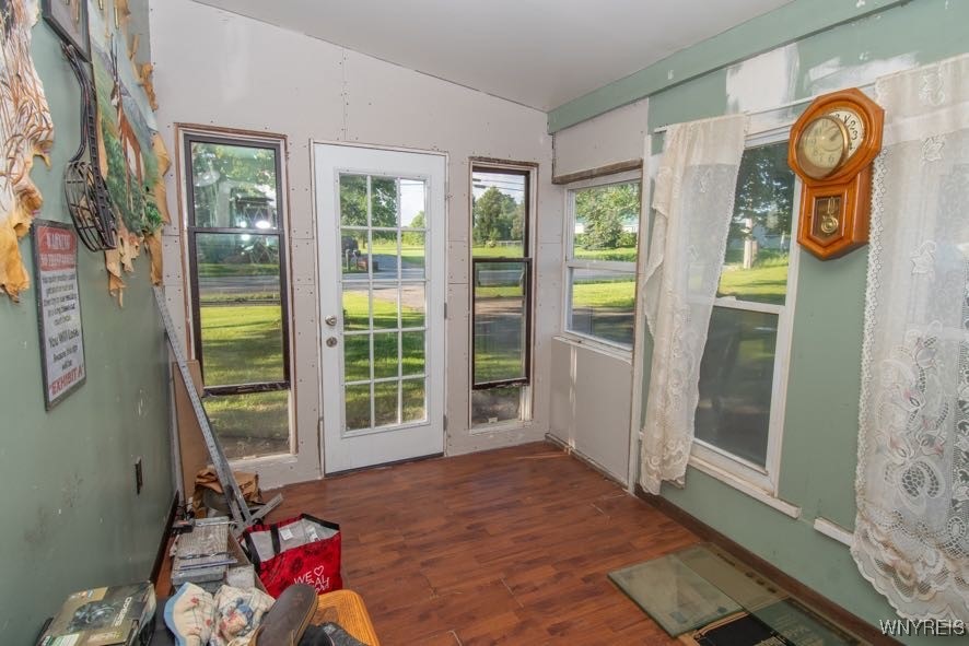 7094 State Route Perry, NY 14530 - Photo 7 of 22 Front Entry