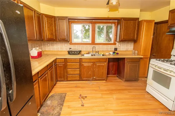 $149,900 | 7094 State Route, Perry, NY 14530