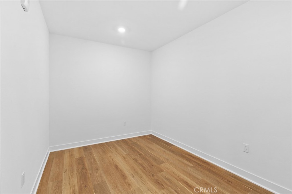 1407 Rivington Irvine, CA 92612 - Photo 23 of 34 Den / Office / Work Out Room / Spare Bedroom