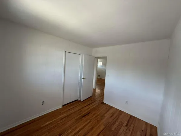 $3,500 | Undisclosed Address, Deer Park, NY 11729