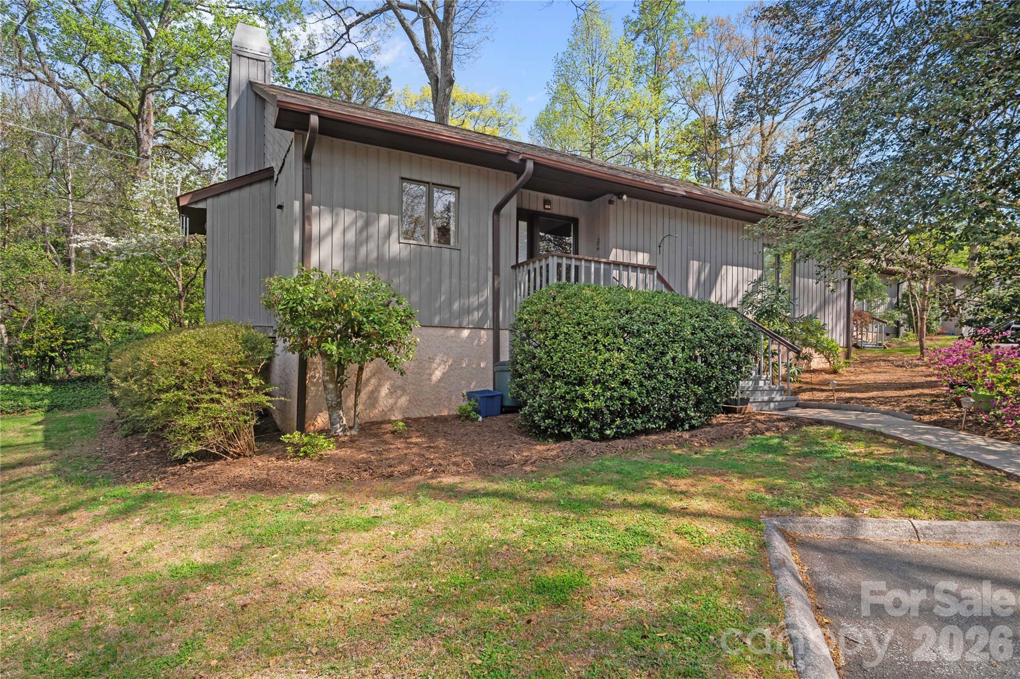 335 Melrose Avenue, Unit 103 Tryon, NC 28782 - Photo 5 of 38