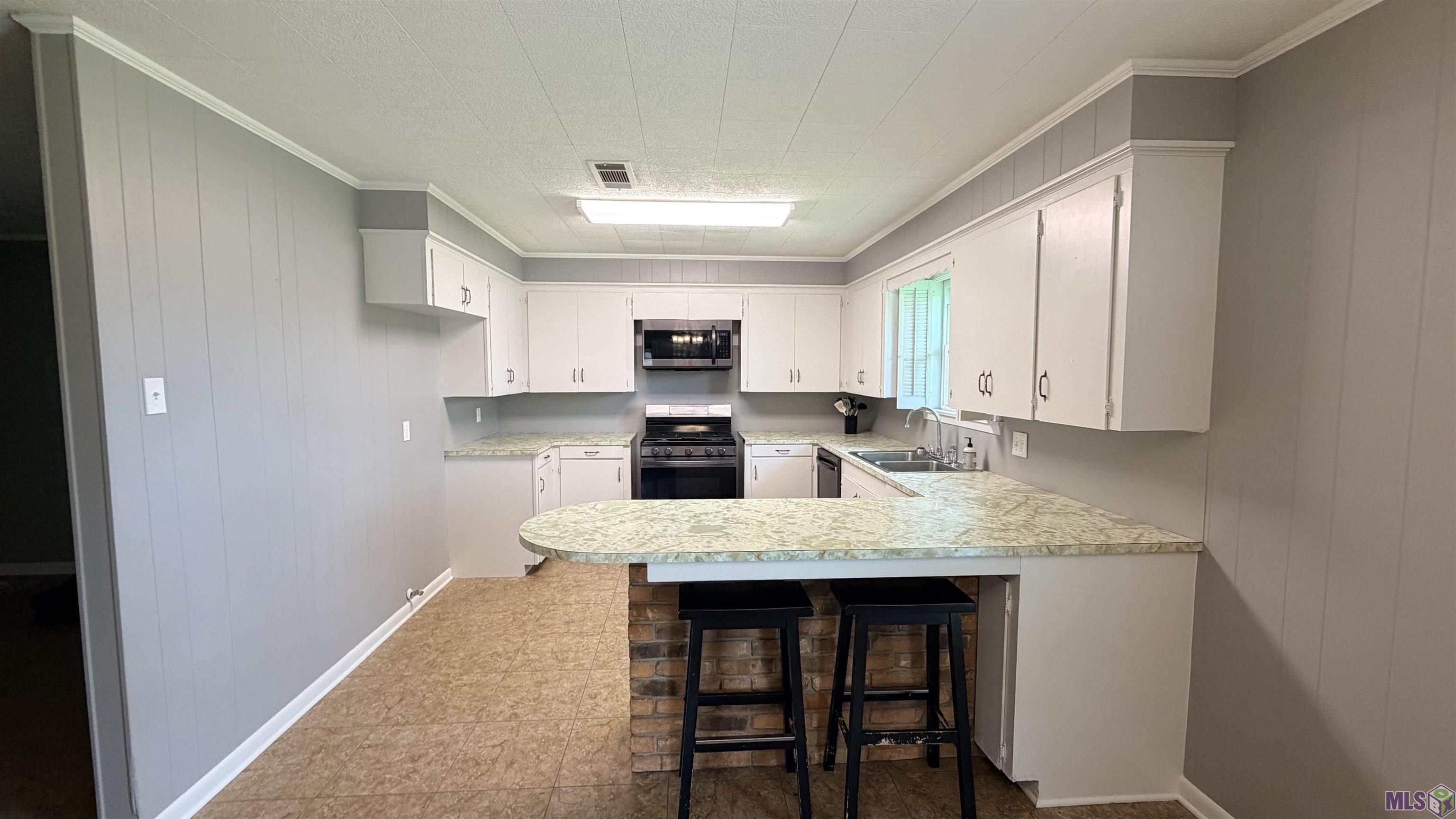3145 Oakland Road Lakeland, LA 70752 - Photo 3 of 12
