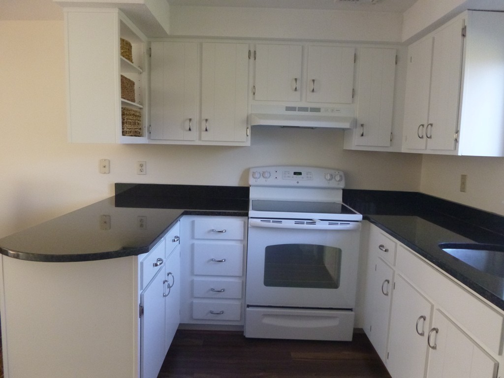 8 Kingman Road Acton, MA 01720 - Photo 4 of 24 Gallery Image 4