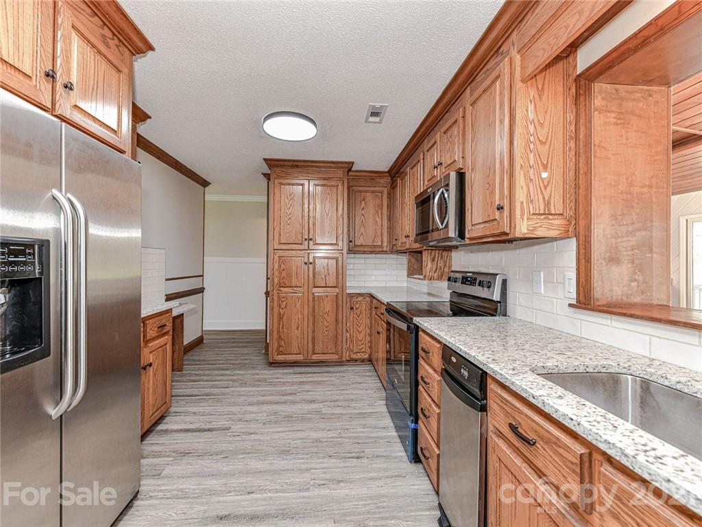 7806 Carriker Williams Road Monroe, NC 28110 - Photo 13 of 48 Gallery Image 13
