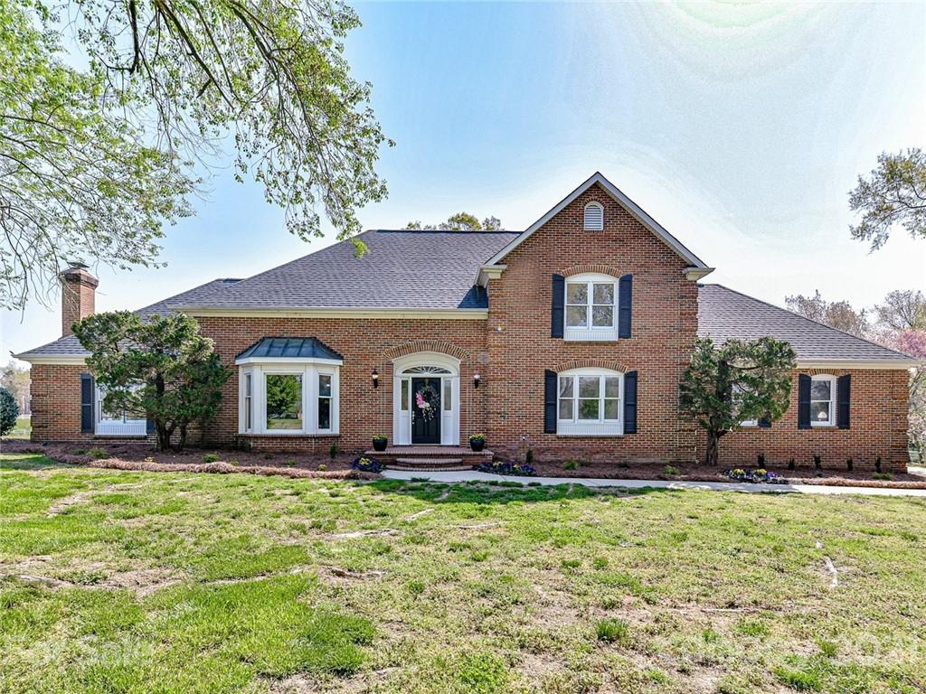7806 Carriker Williams Road Monroe, NC 28110 - Photo 4 of 48 Gallery Image 4
