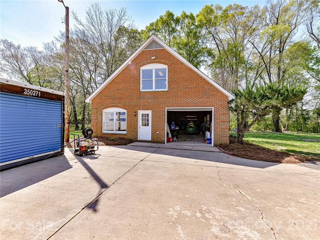 7806 Carriker Williams Road Monroe, NC 28110 - Photo 41 of 48 Gallery Image 41