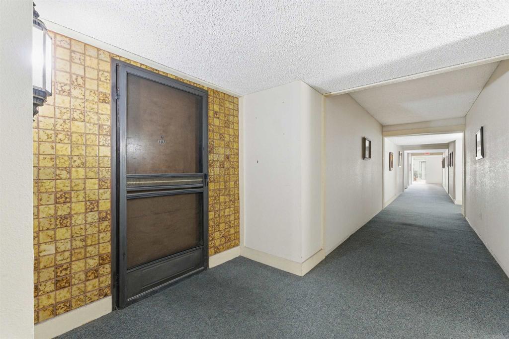 17607 Pomerado Road, Unit 107 San Diego, CA 92128 - Photo 2 of 25
