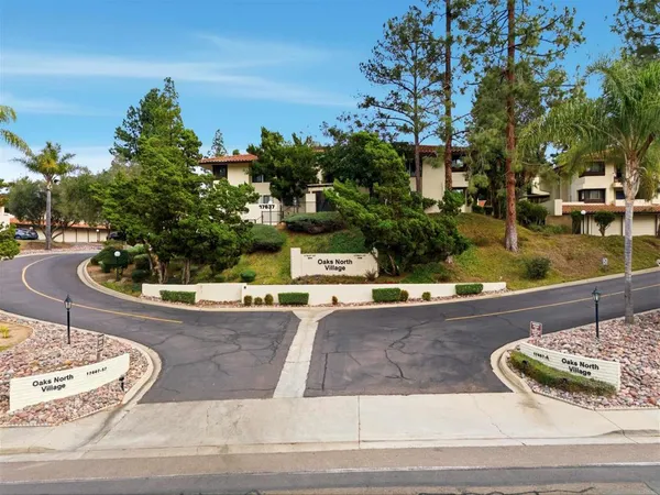 $399,000 | 17607 Pomerado Road, Unit 107, San Diego, CA 92128
