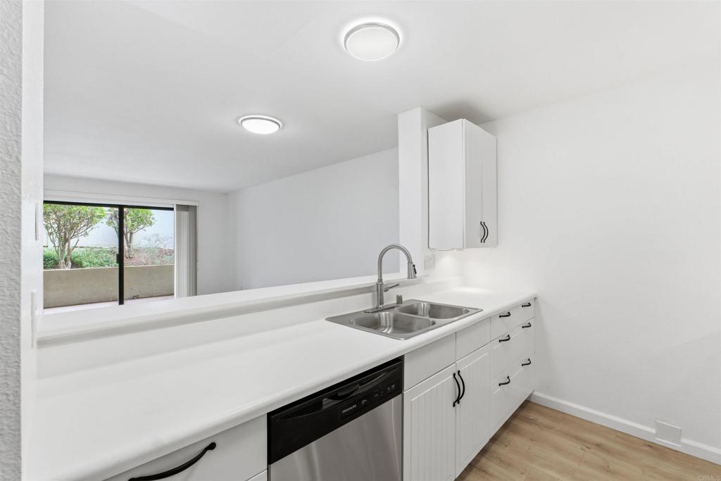 17607 Pomerado Road, Unit 107 San Diego, CA 92128 - Photo 5 of 25