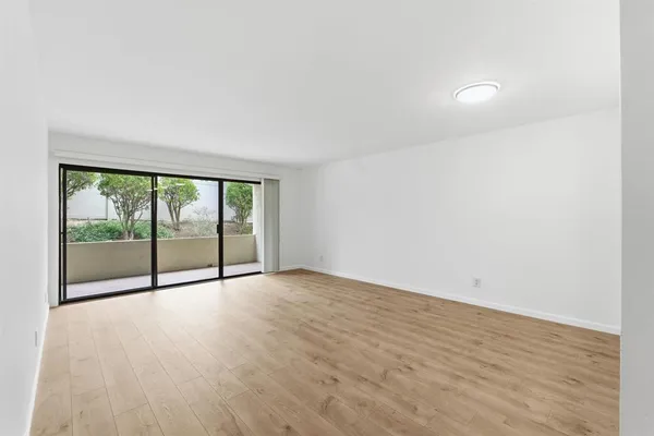 $399,000 | 17607 Pomerado Road, Unit 107, San Diego, CA 92128