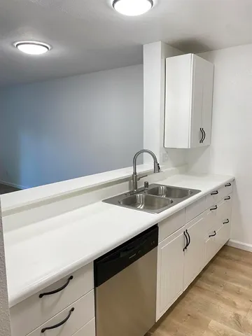 $425,000 | 17607 Pomerado Road, Unit 107, San Diego, CA 92128