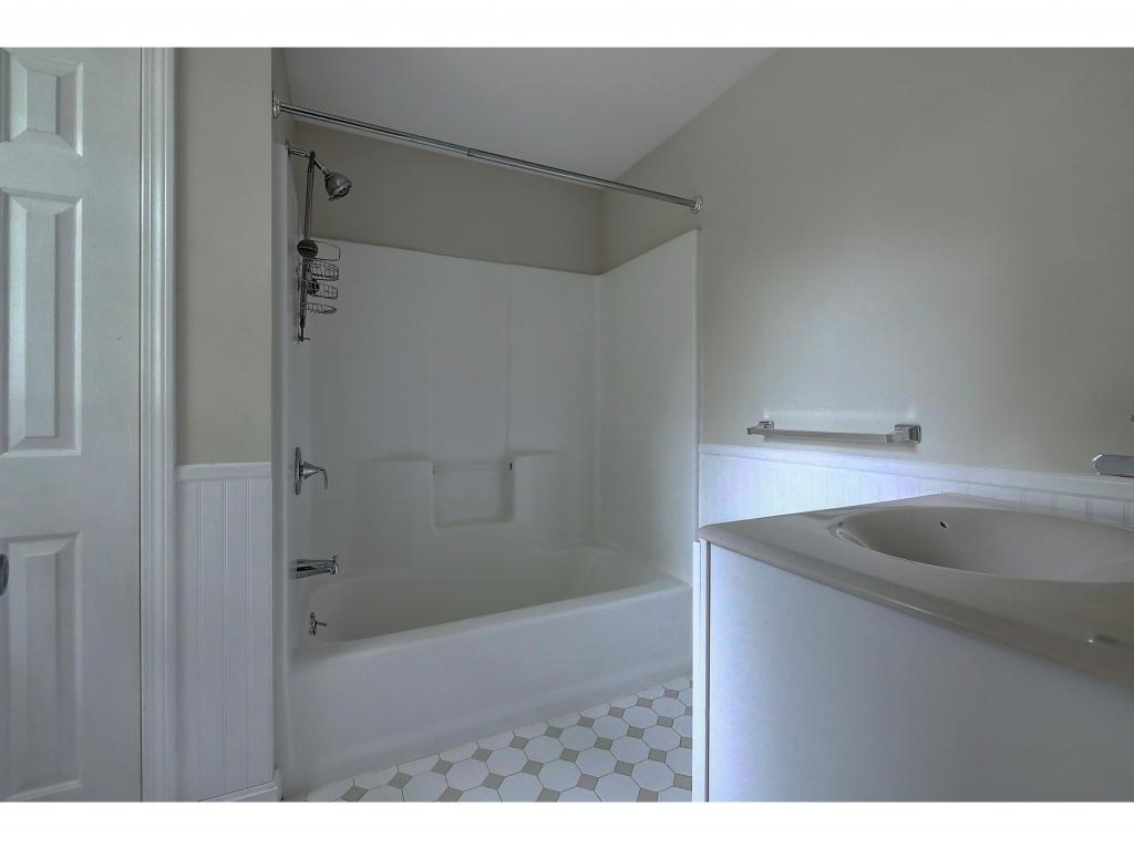 278 Tory Road Manchester, NH 03104 - Photo 29 of 34