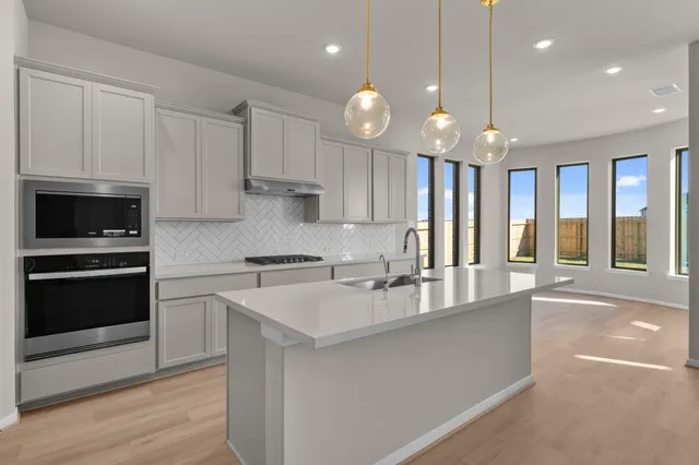 $589,990 | 3316 Bentwood Ranch Drive, Conroe, TX 77385