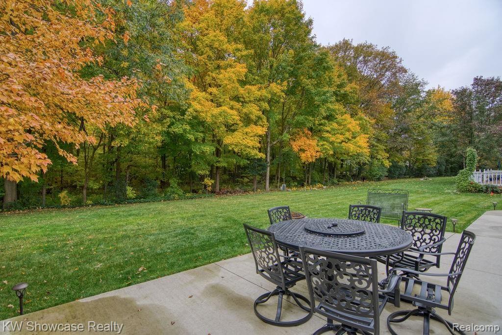 35929 Fredericksburg Road Farmington, MI 48331 - Photo 38 of 38 35929Fredericksburg(10of40).jpg