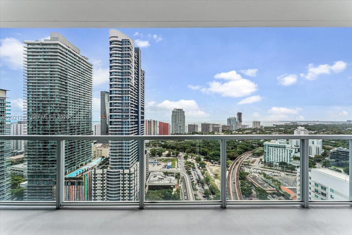 79 Southwest 12th Street, Unit 3401S Miami, FL 33130 - Photo 14 of 25