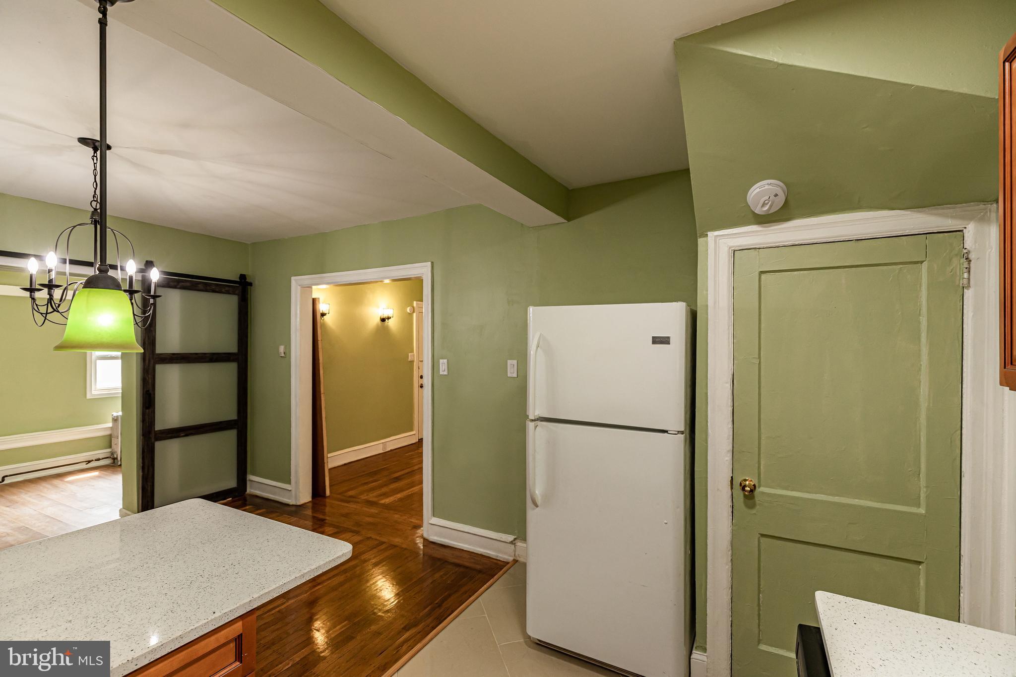 32 Heather Road Upper Darby, PA 19082 - Photo 19 of 53