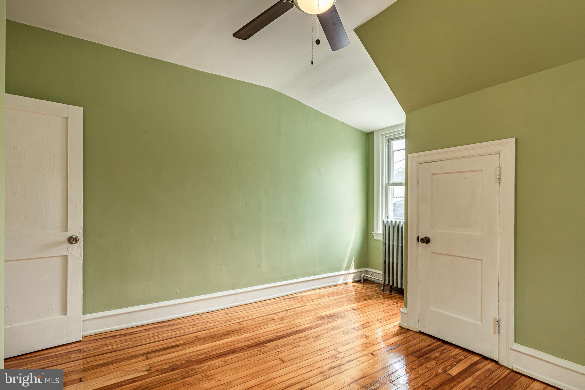 32 Heather Road Upper Darby, PA 19082 - Photo 34 of 53