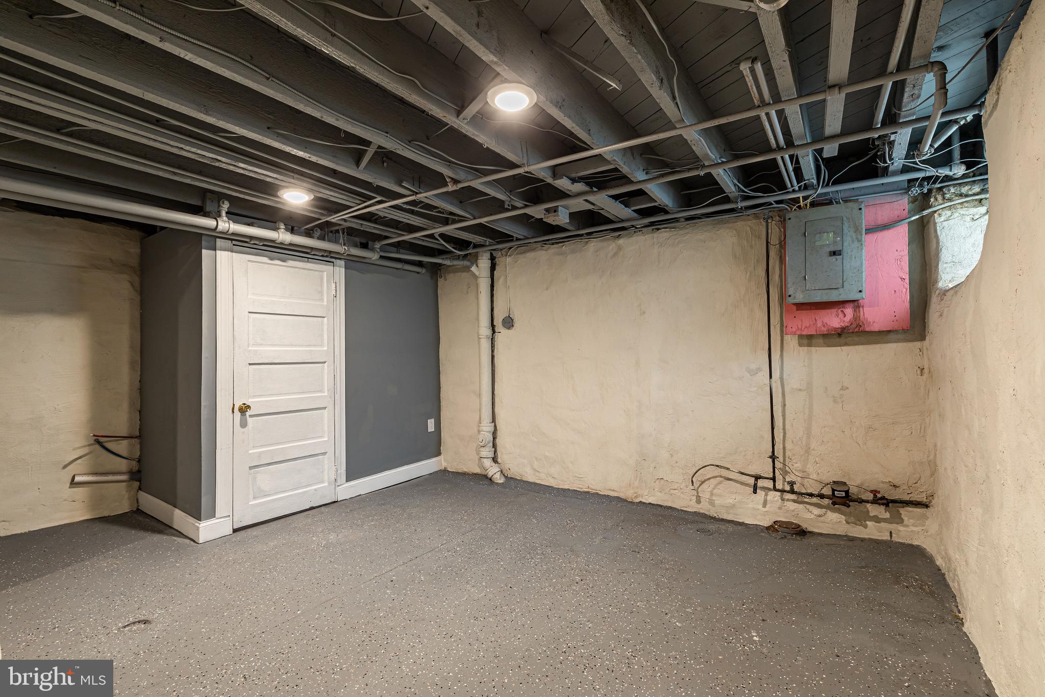 32 Heather Road Upper Darby, PA 19082 - Photo 45 of 53