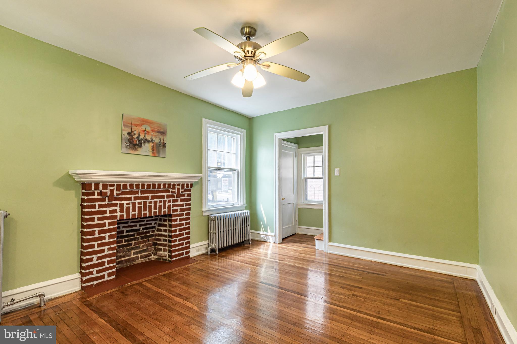32 Heather Road Upper Darby, PA 19082 - Photo 6 of 53