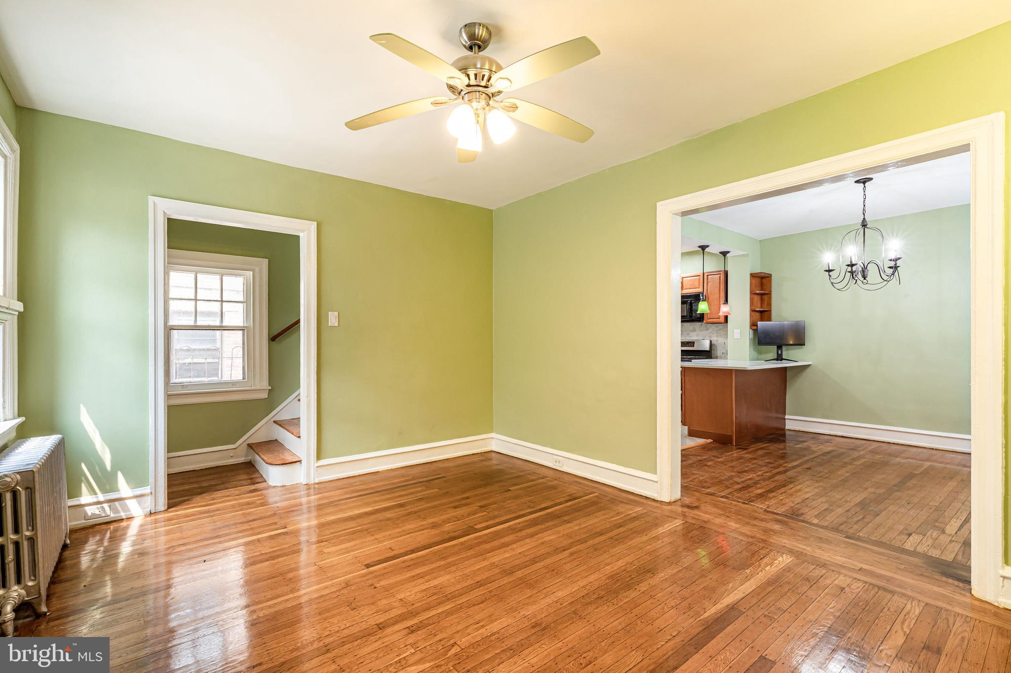32 Heather Road Upper Darby, PA 19082 - Photo 7 of 53