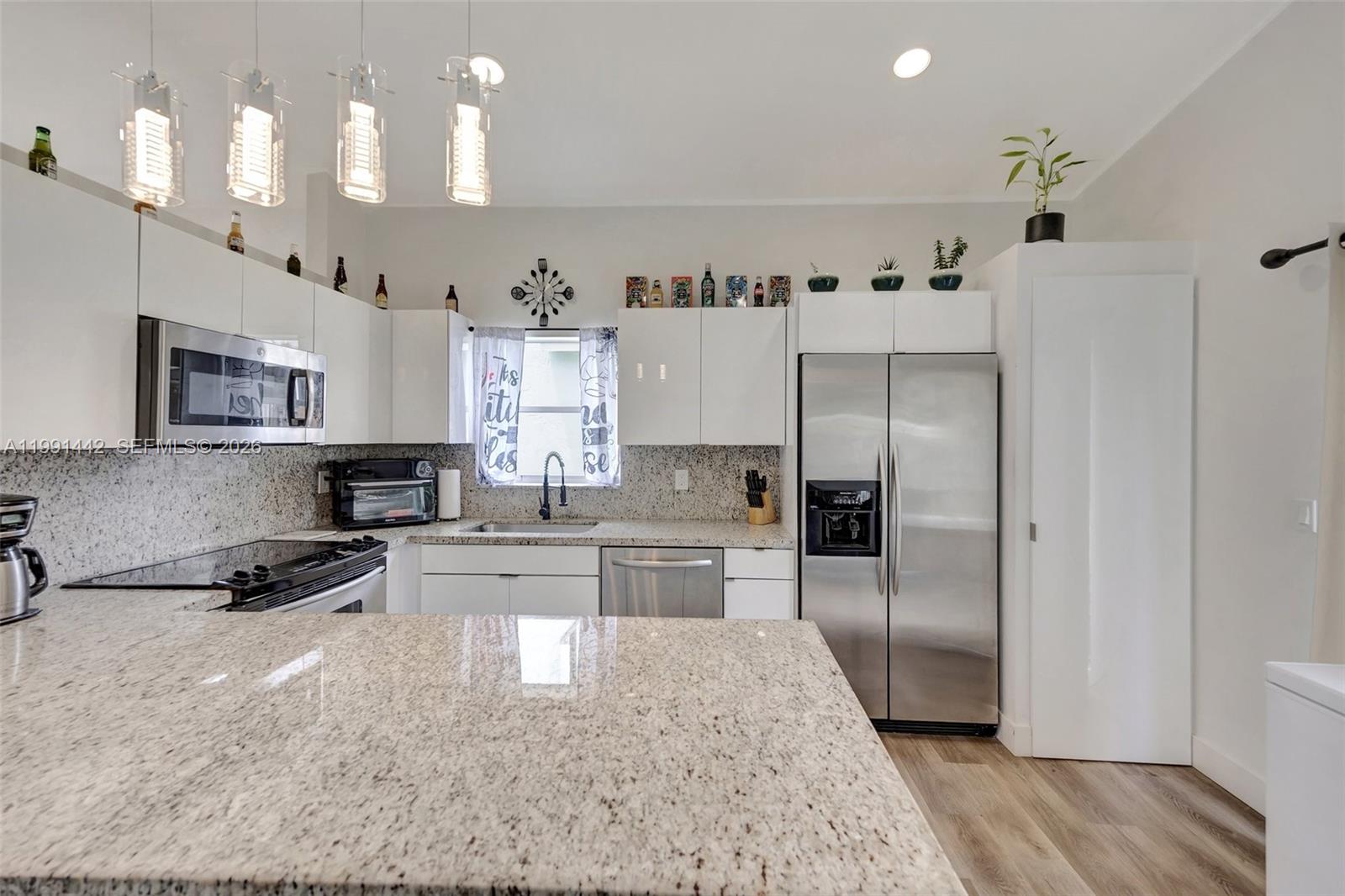 12113 Southwest 249th Street Homestead, FL 33032 - Photo 14 of 55