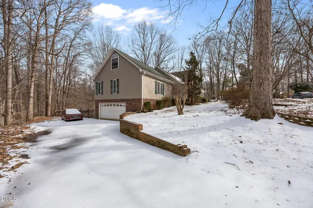 $419,000 | 511 Canterwood Drive, Mebane, NC 27302