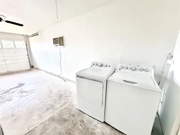 $2,800 | 1708 Pennsylvania Avenue, Austin, TX 78702