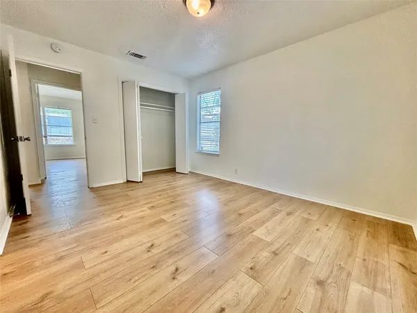 $2,800 | 1708 Pennsylvania Avenue, Austin, TX 78702