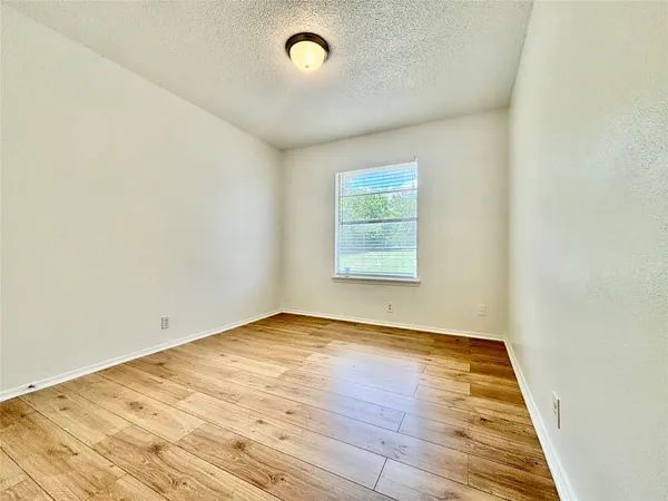 $2,800 | 1708 Pennsylvania Avenue, Austin, TX 78702