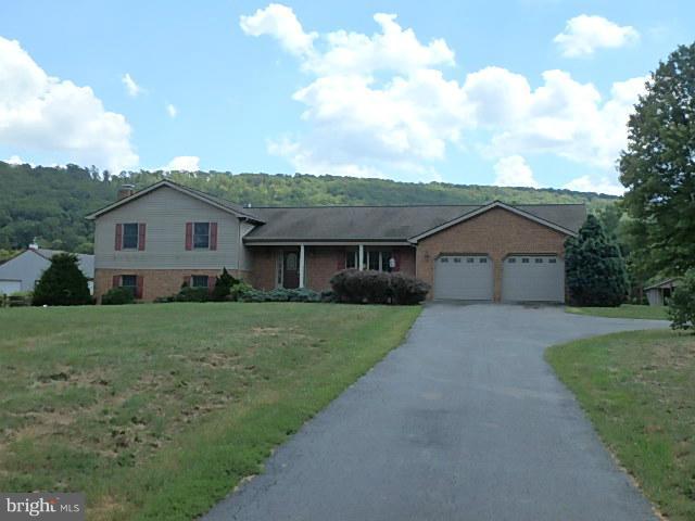 18923 Geeting Road Keedysville, MD 21756 - Photo 1 of 14 Exterior (Front)